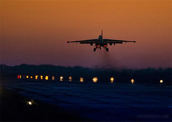Летчики ЮВО совершили ночной авианалет на объекты условного противника