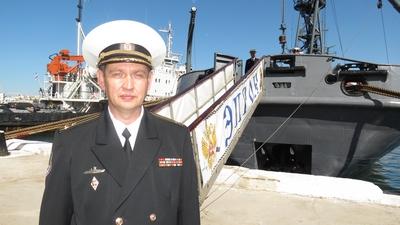 Ю.Афанасенко на фоне СС Эпрон
