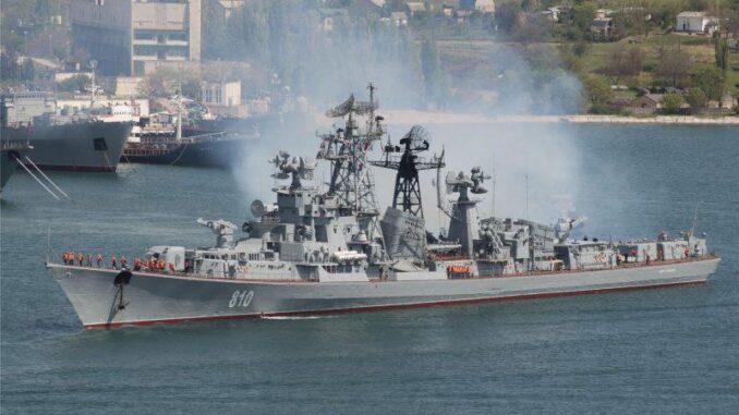 В Севастополь вернулся сторожевой корабль (СКР) «Сметливый»