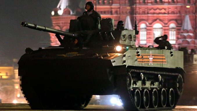 Сегодня в Москве состоится первая вечерняя тренировка военного парада на Красной площади