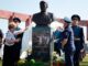 На Федеральном военном мемориальном кладбище открыли памятник Герою России генералу армии Петру Дейнекину