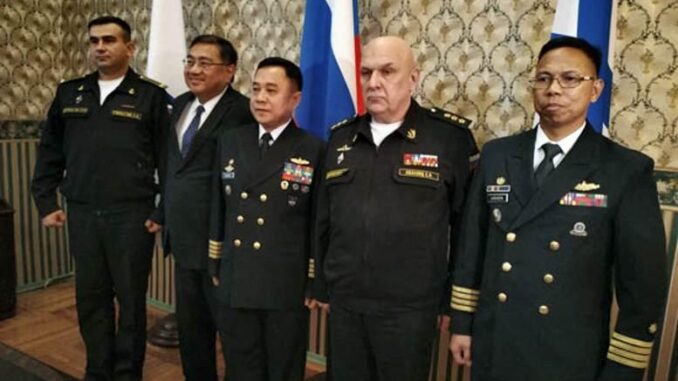 Командующий Тихоокеанским флотом провёл во Владивостоке встречу с офицерами Военно-морских сил Филиппин