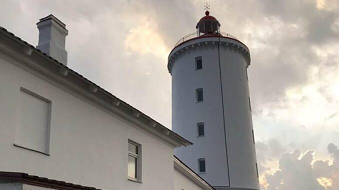 В Балтийском море отремонтирован маяк с трехсотлетней историей