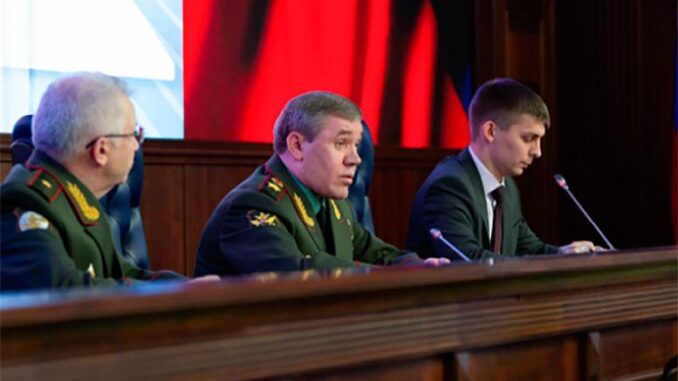 Начальник Генерального штаба Вооруженных Сил Российской Федерации провел брифинг для иностранных военных атташе