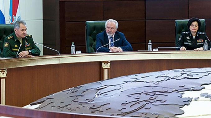 Обновленный Общественный совет при Минобороны России провел первое заседание