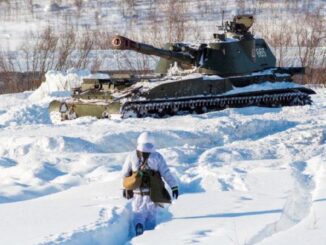 Артиллеристы армейского корпуса Северного флота совершенствуют полевую выучку в условиях Заполярья
