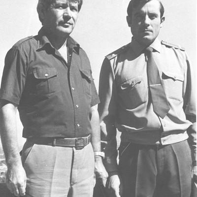 Полковник Шамиль Халиков и подполковник Анатолий Береговой (справа)