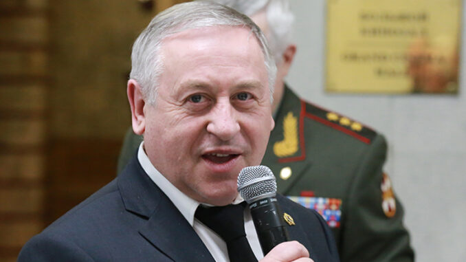 Руководитель Аппарата Клуба военачальников Российской Федерации Н.А. Дерябин