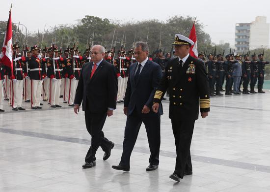 Министр обороны России генерал армии Сергей Шойгу провел в Лиме переговоры с высшим руководством Перу